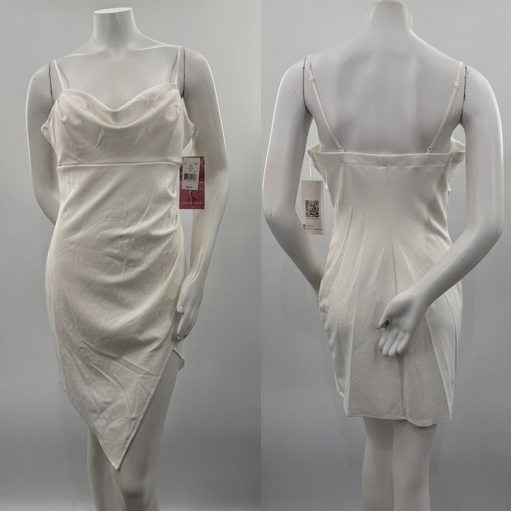 3For$20 Emerald Sundae Ivory Asymmetrical Dress size: XL